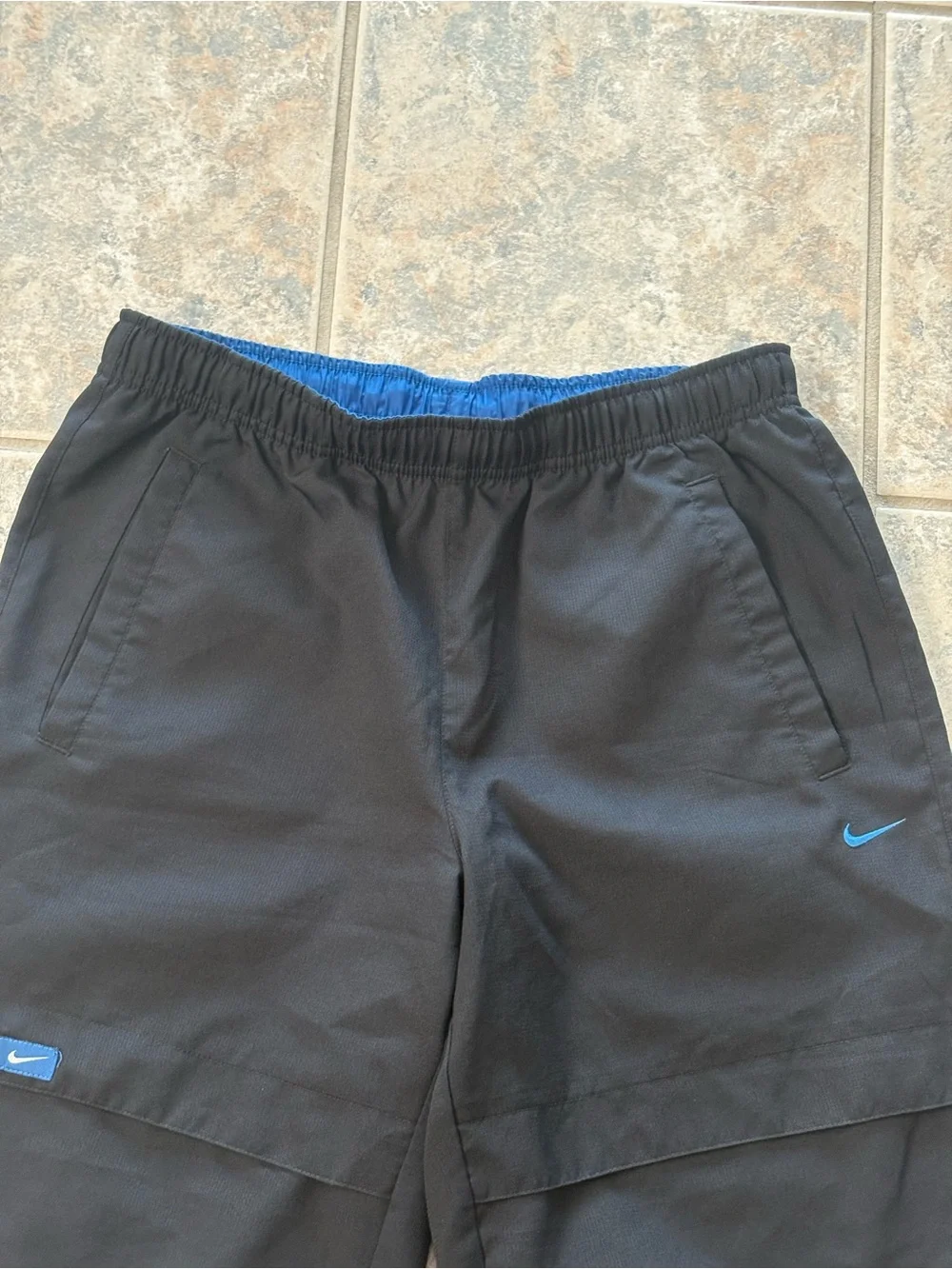 VINTAGE Y2K NIKE BAGGY SHORTS